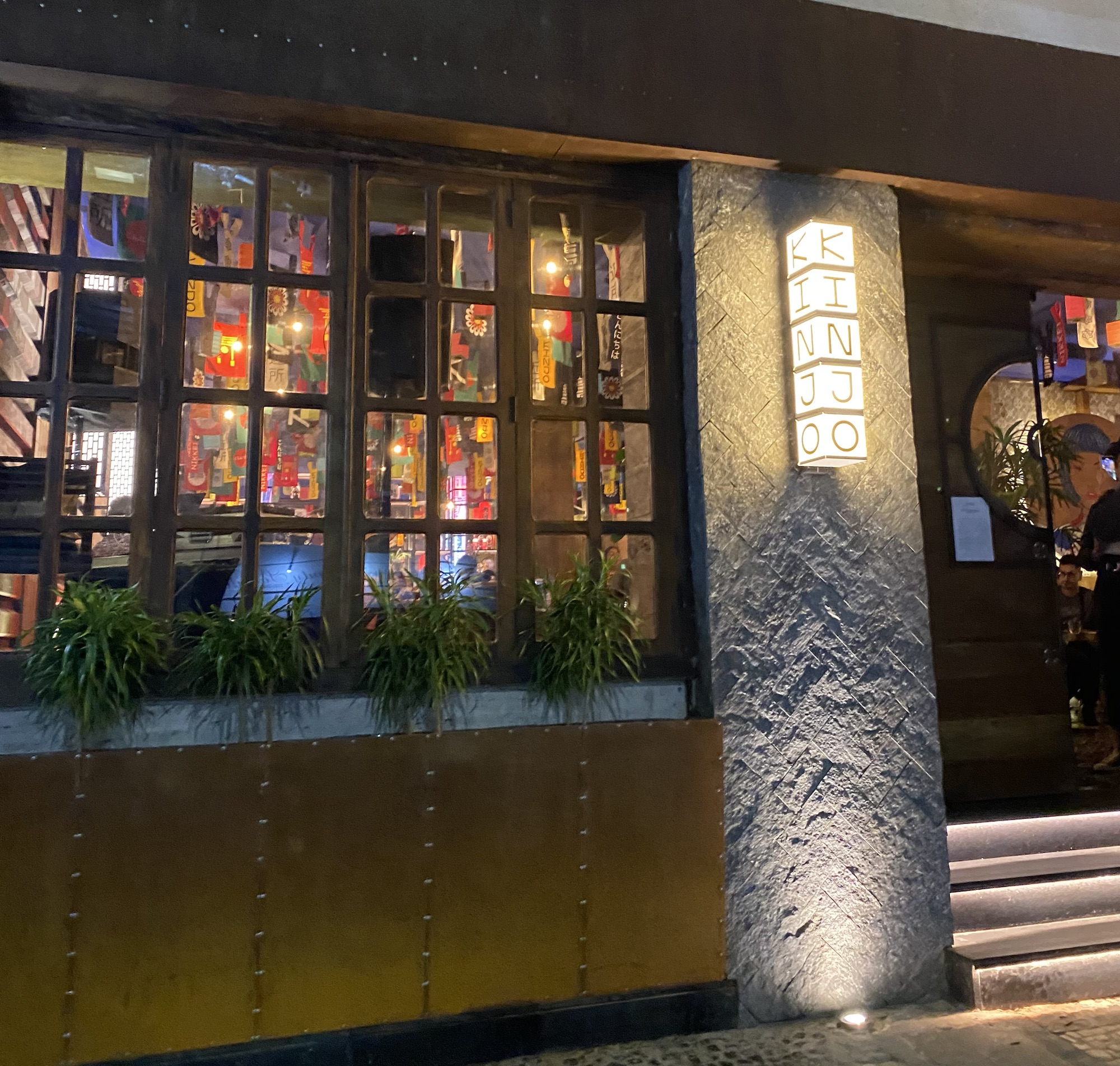 Kinjo – Peruvian & Japanese Food completa dois anos no Rio de Janeiro e ...