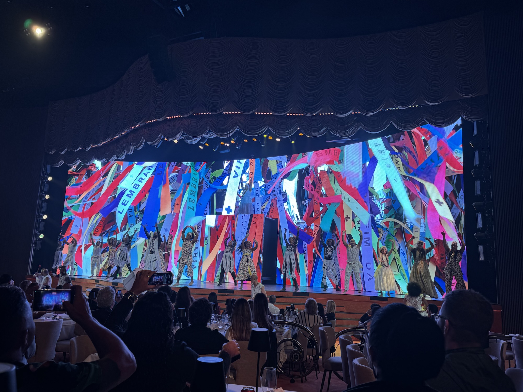 Roxy Dinner Show – a mais nova casa de espetáculos do Rio de Janeiro ...